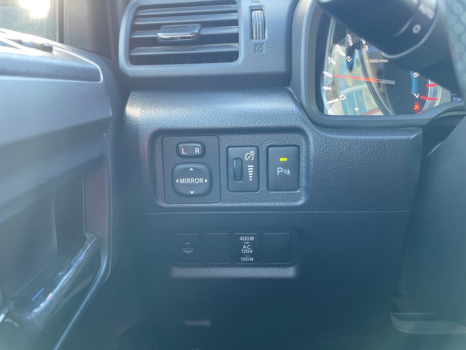 2015 Toyota 4Runner SR5-14