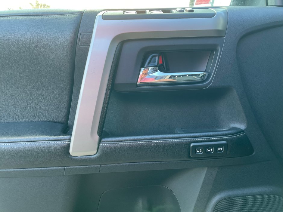 2015 Toyota 4Runner SR5-8