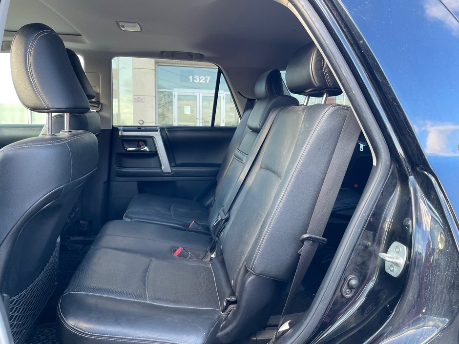 2015 Toyota 4Runner SR5-11