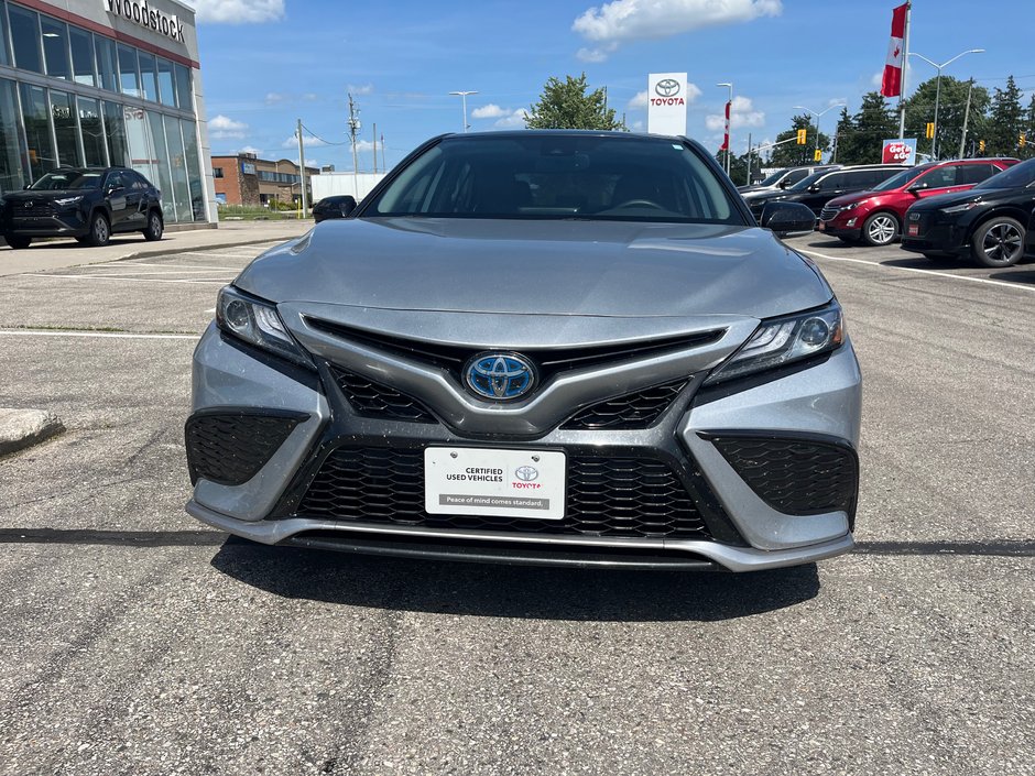 2021 Toyota Camry Hybrid XSE-1