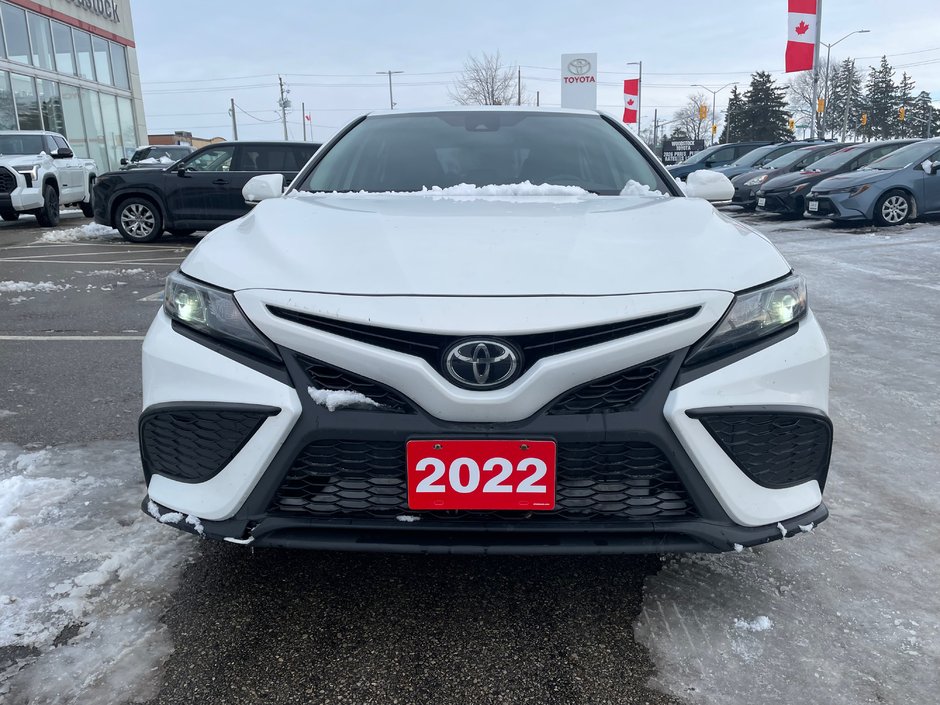 2022 Toyota Camry SE-4