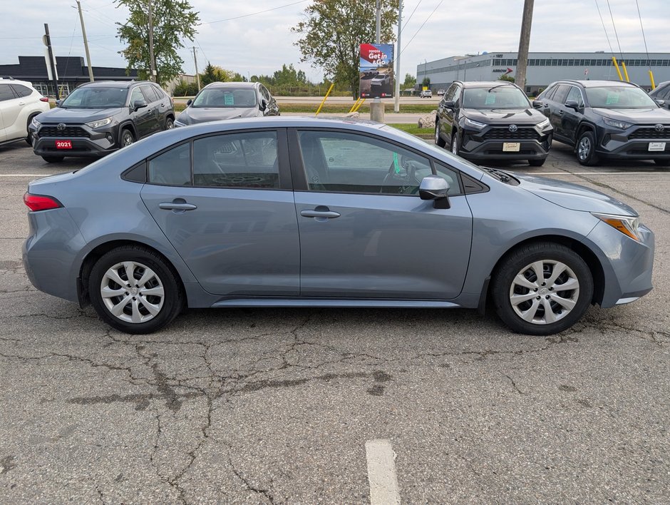 2022 Toyota Corolla LE-5