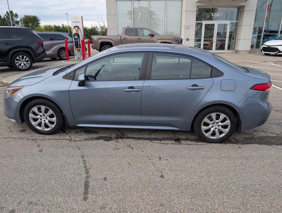 2022 Toyota Corolla LE-1