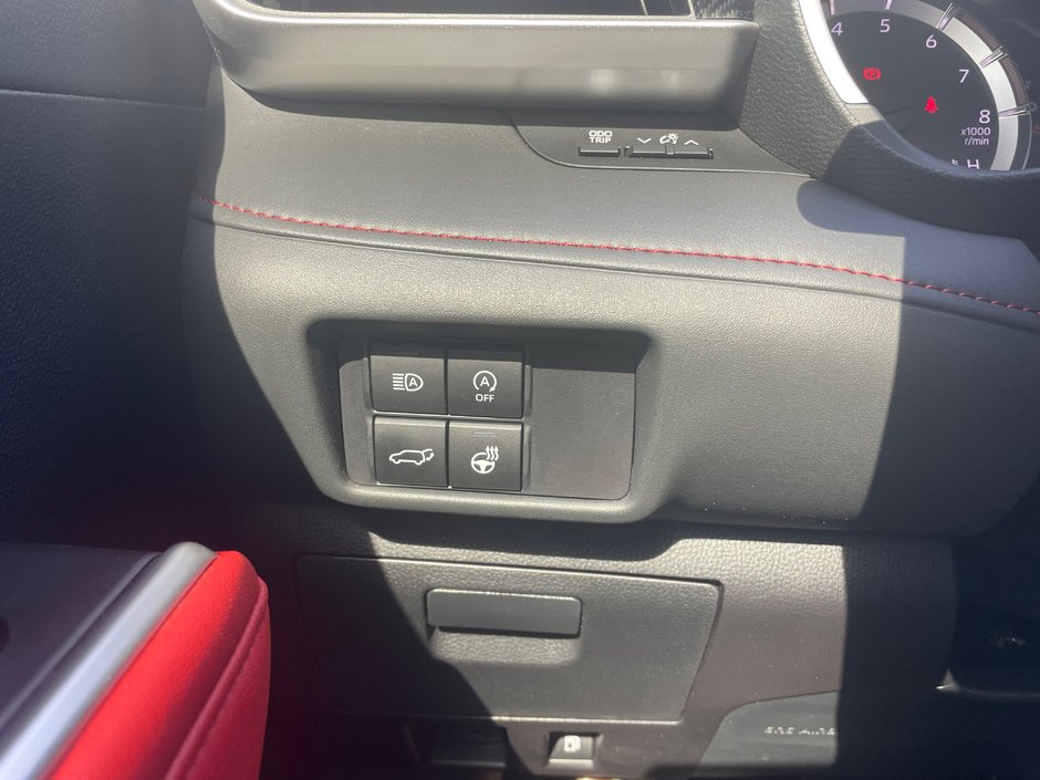 2023 Toyota Highlander XSE-12