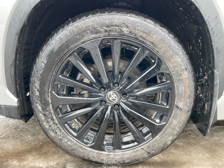 2023 Toyota Highlander XSE-8