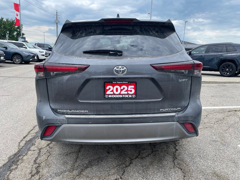 2025 Toyota Highlander Hybrid Limited-2