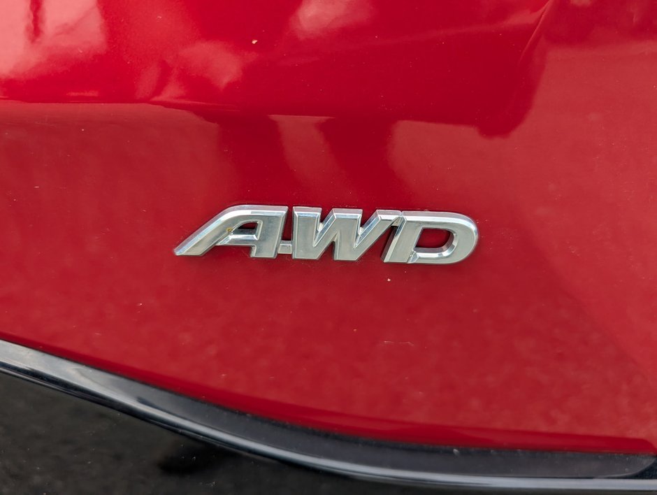 2024 Toyota RAV4 Prime XSE-14