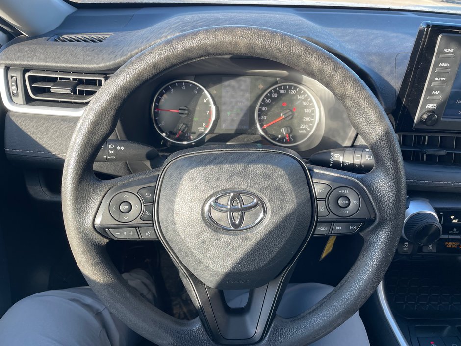 2022 Toyota RAV4 LE-9