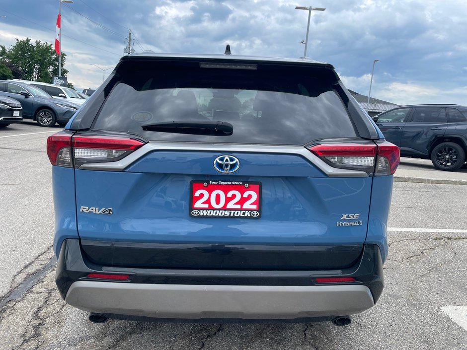 2022 Toyota RAV4 Hybrid XSE-2