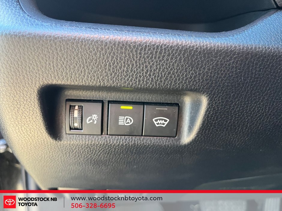 2023 Toyota RAV4 LE-9