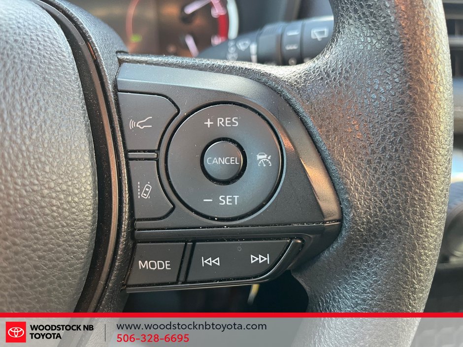 2023 Toyota RAV4 LE-14