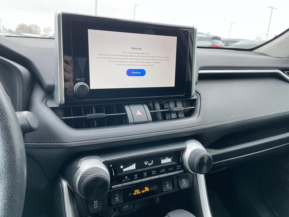 2023 Toyota RAV4 LE-10