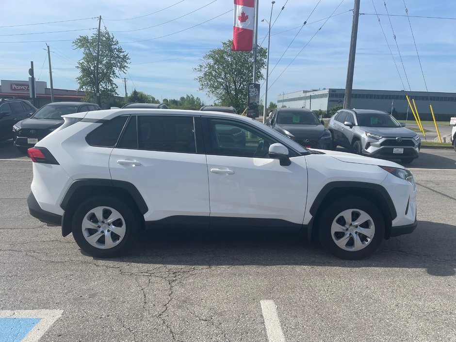 2023 Toyota RAV4 LE-3