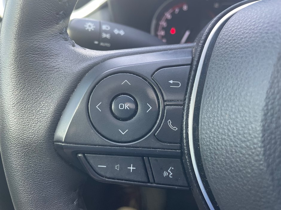 2024 Toyota RAV4 XLE-6