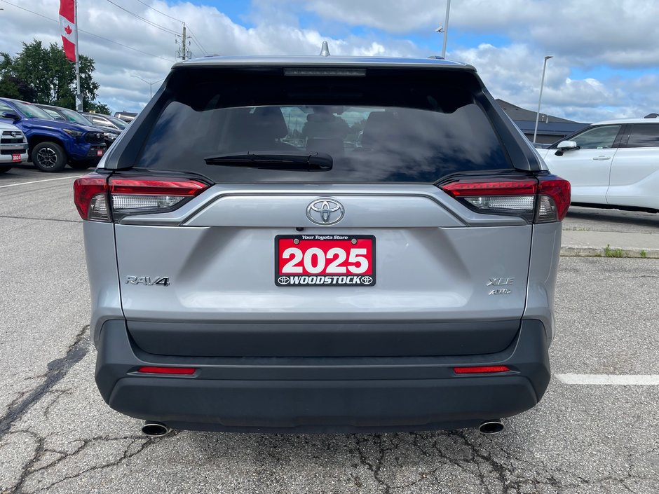 2025 Toyota RAV4 XLE-2