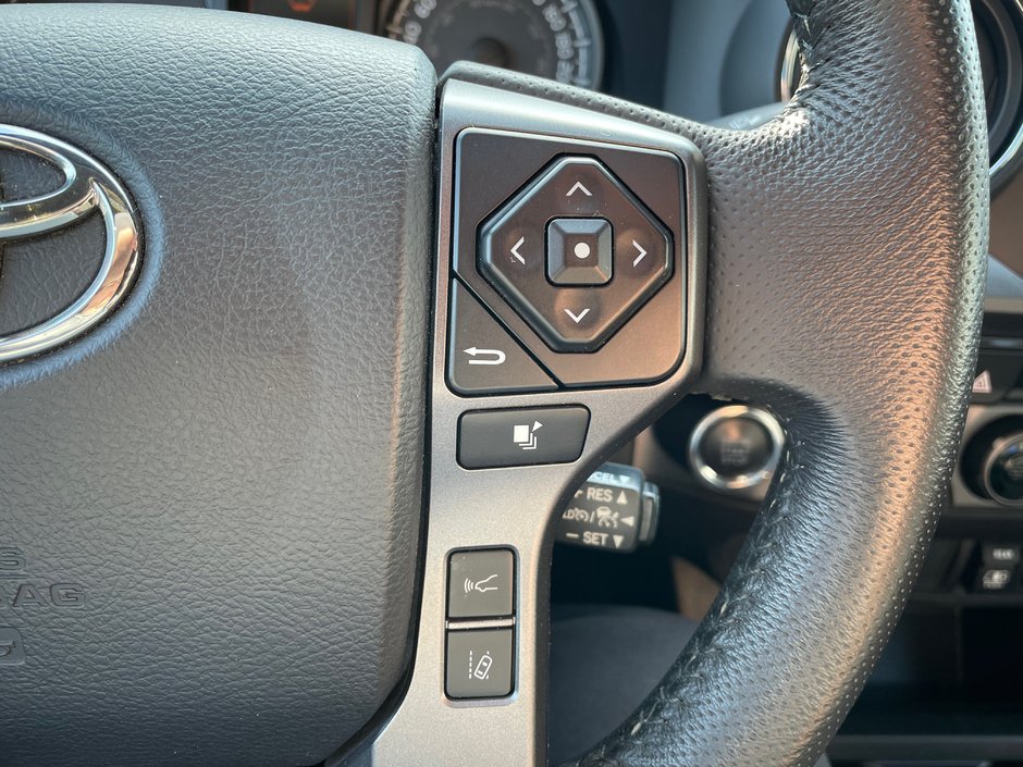 2018 Toyota Tacoma TRD Off Road-12