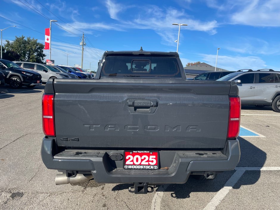 2025 Toyota Tacoma 4WD DBL AT-2