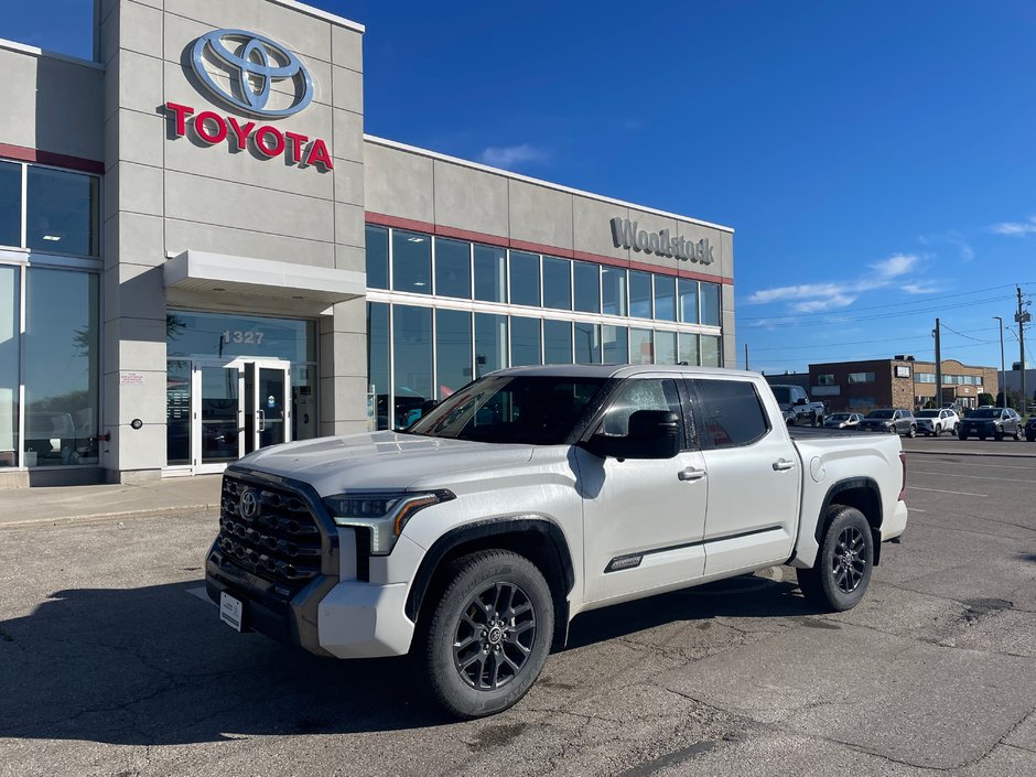 2022 Toyota Tundra Platinum-0
