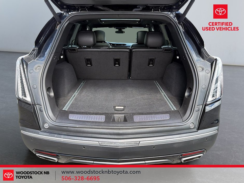 2023 Cadillac XT5 AWD Sport-11