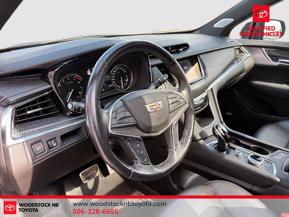 2023 Cadillac XT5 AWD Sport-22