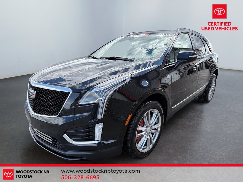 2023 Cadillac XT5 AWD Sport-0