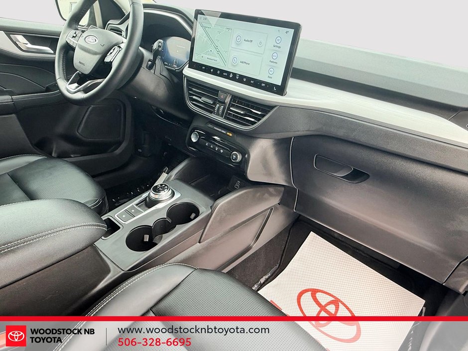 Ford Escape Platinum 2025-10