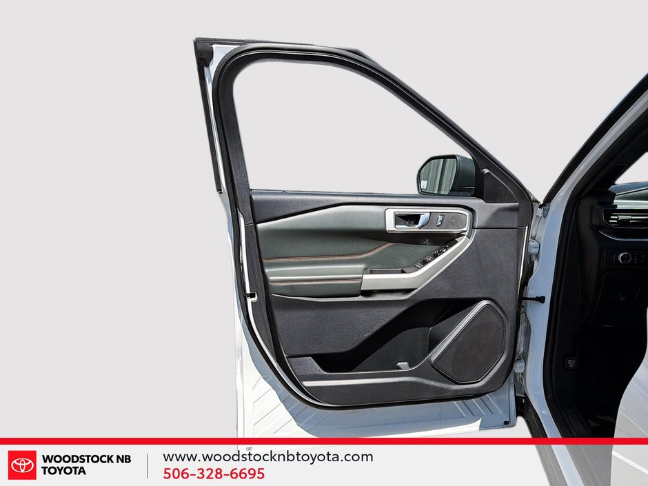 2022 Ford Explorer Timberline-12