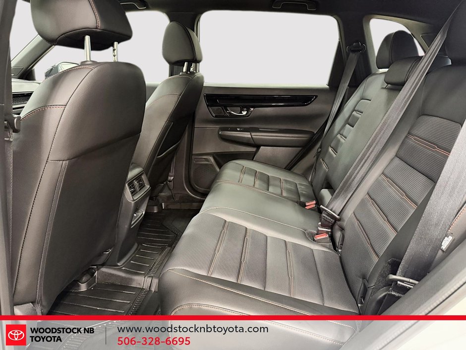 2026 Honda CR-V Hybrid Touring-14