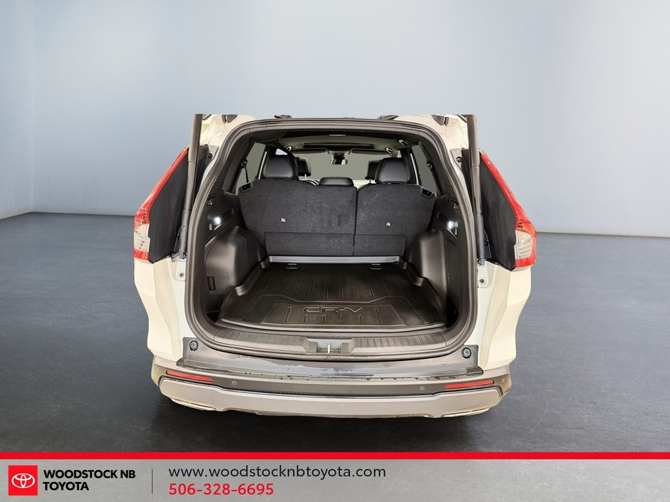 2026 Honda CR-V Hybrid Touring-16