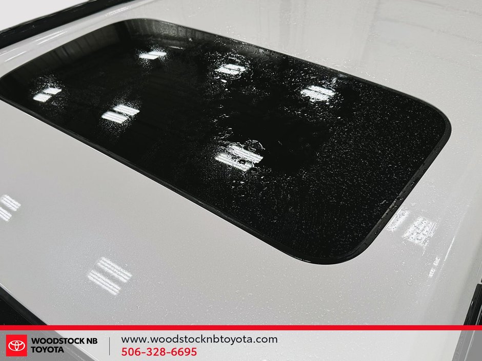 Honda CR-V Hybrid Touring 2026-10
