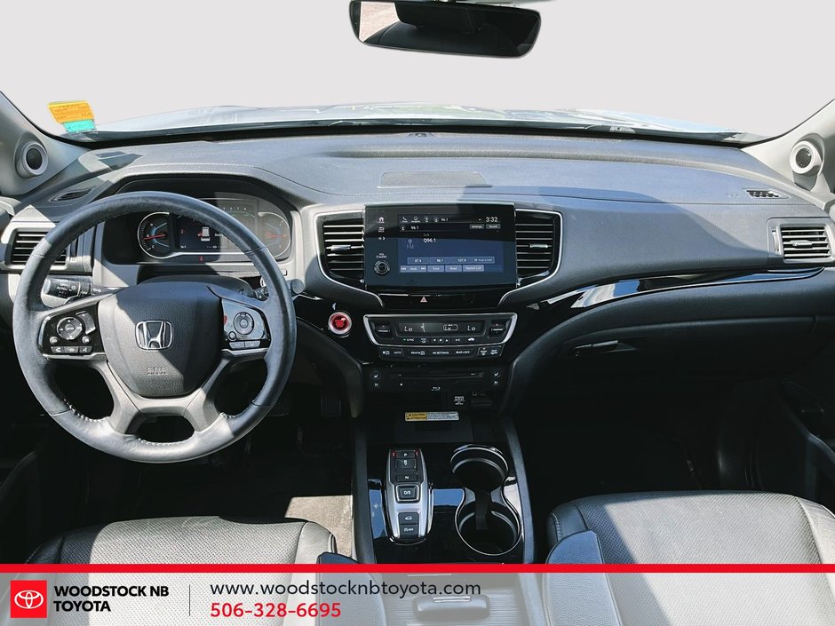 2022 Honda Pilot Touring 7-Passenger-16