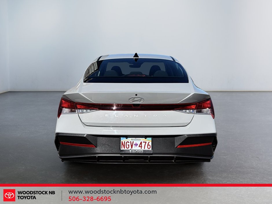 2024 Hyundai Elantra Preferred-3