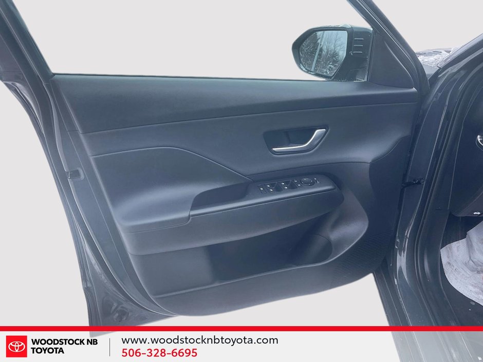 2025 Hyundai Kona Preferred-6