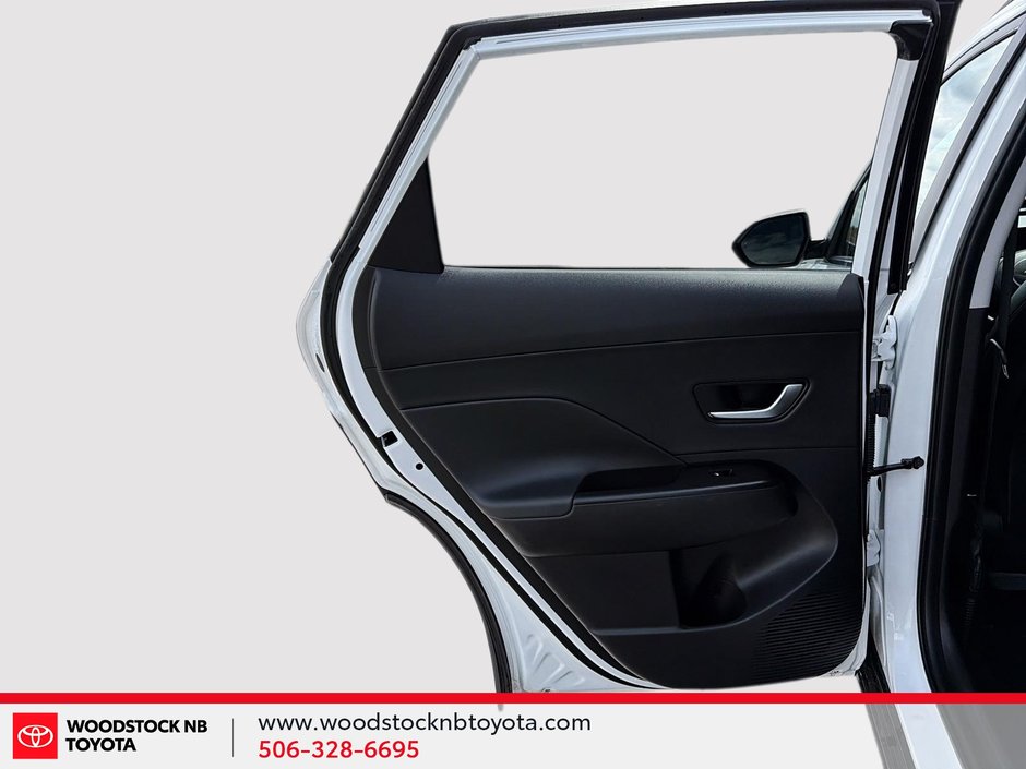 Hyundai Kona Preferred 2025-15