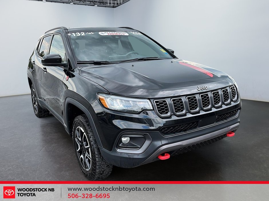 2024 Jeep Compass Trailhawk-1