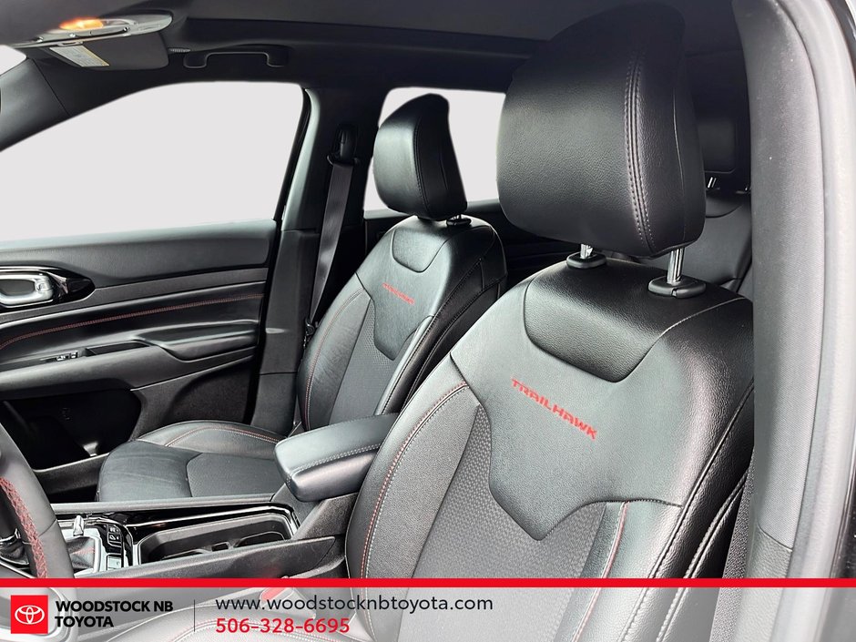 2024 Jeep Compass Trailhawk-11
