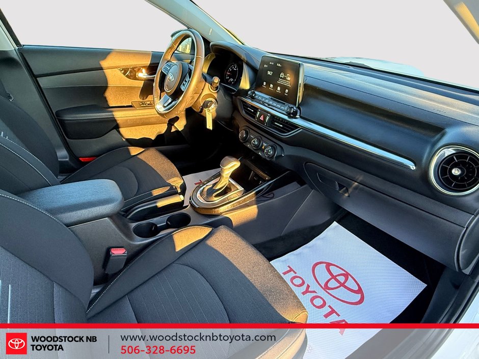 2020 Kia Forte EX-16