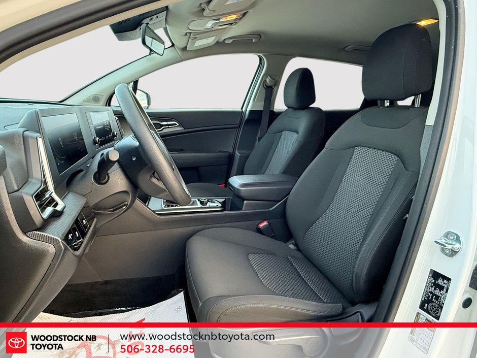 2024 Kia Sportage LX-13