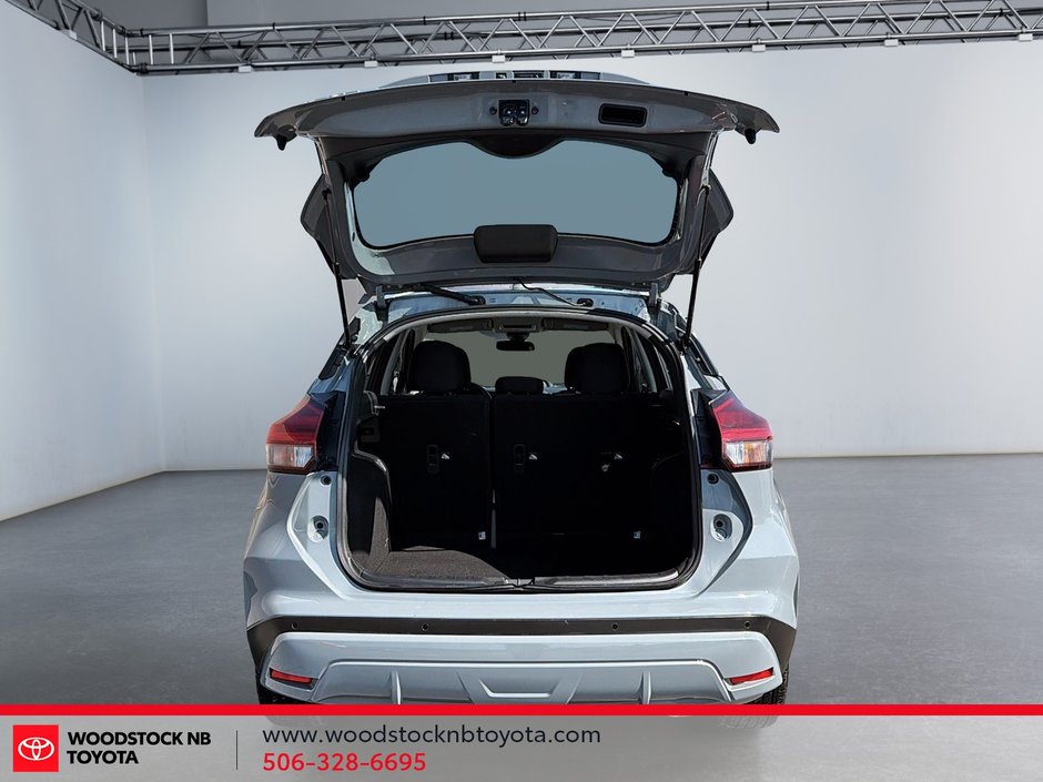 Nissan Kicks Play SV 2025-7
