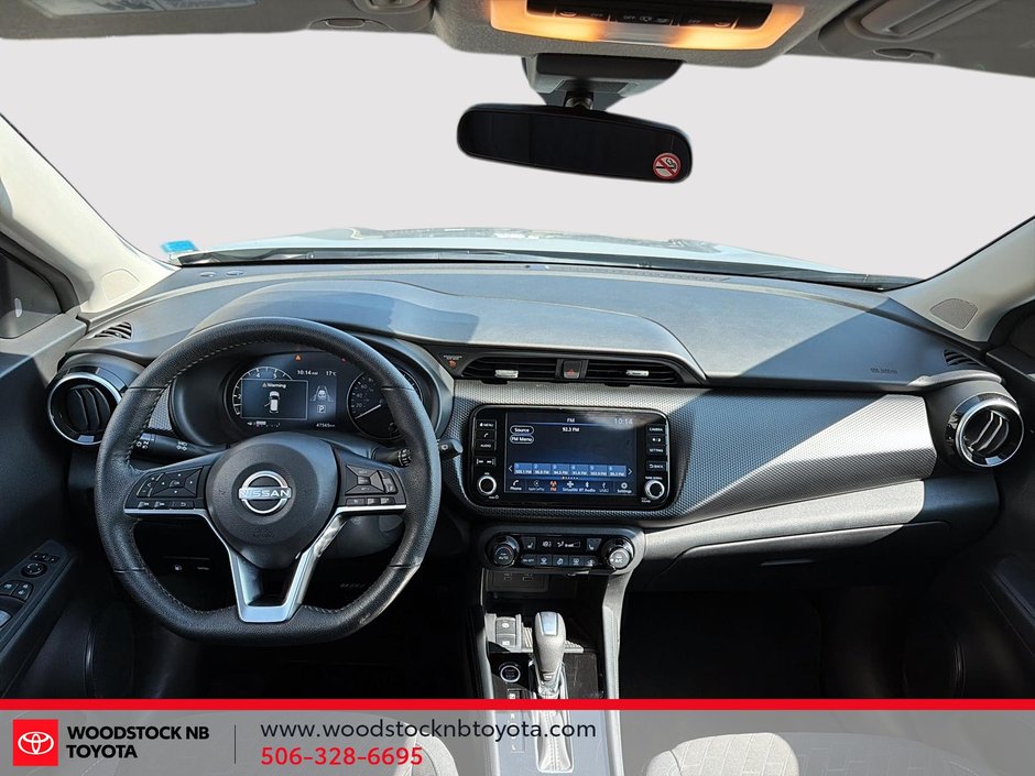 Nissan Kicks Play SV 2025-12