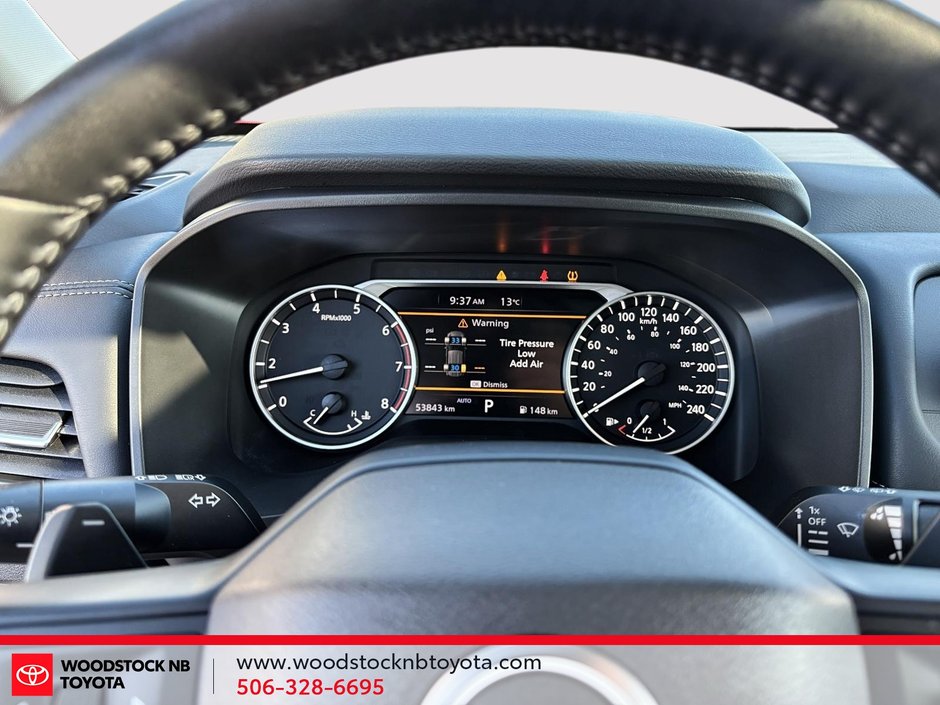2025 Nissan Rogue SV Moonroof-10