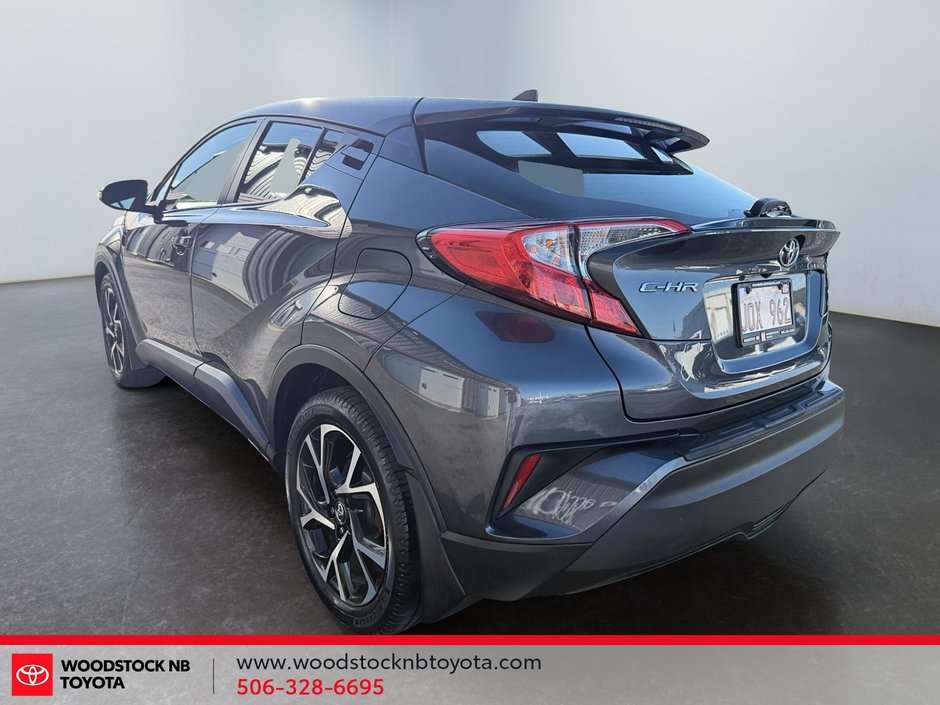 Toyota C-HR XLE  premium 2018-2