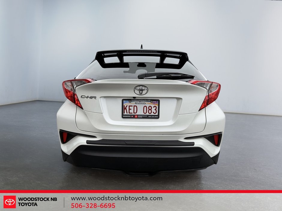 2021 Toyota C-HR XLE-5