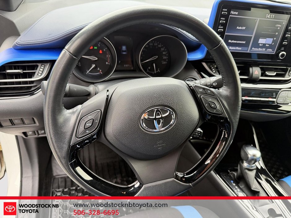 2021 Toyota C-HR XLE-11