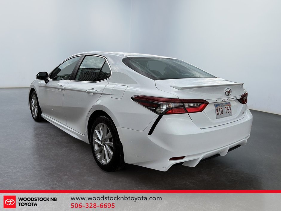 2024 Toyota Camry SE-4