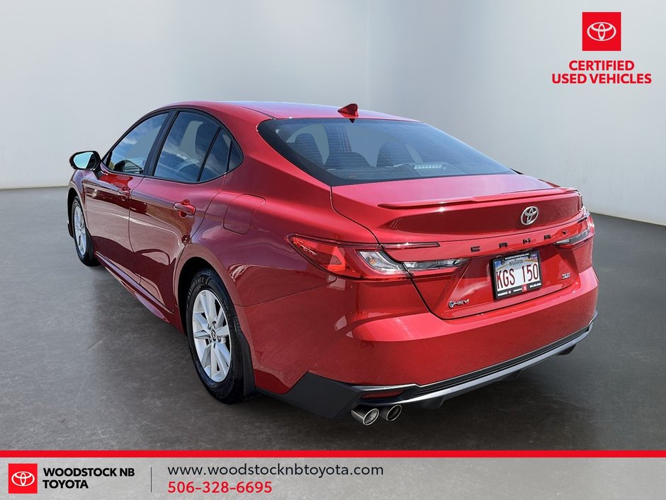 2025 Toyota Camry SE-2
