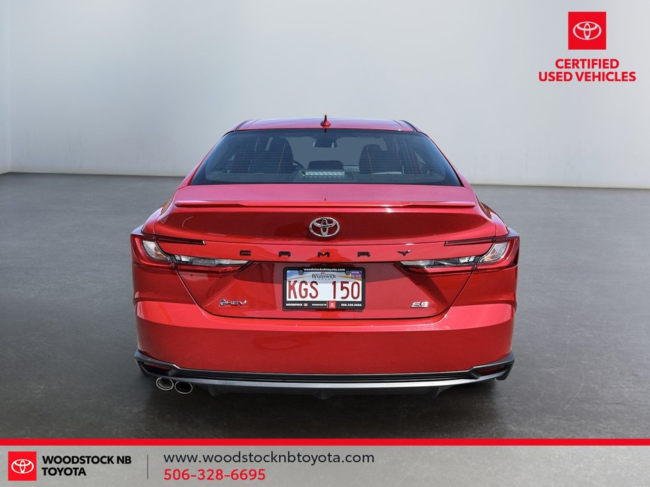 2025 Toyota Camry SE-3