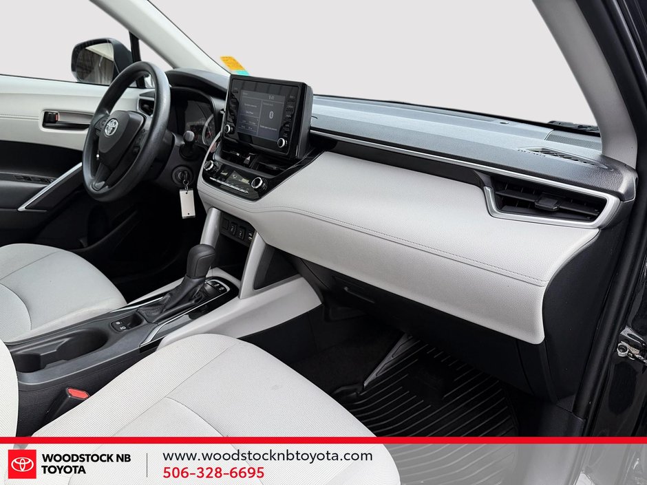 2022 Toyota Corolla Cross-15