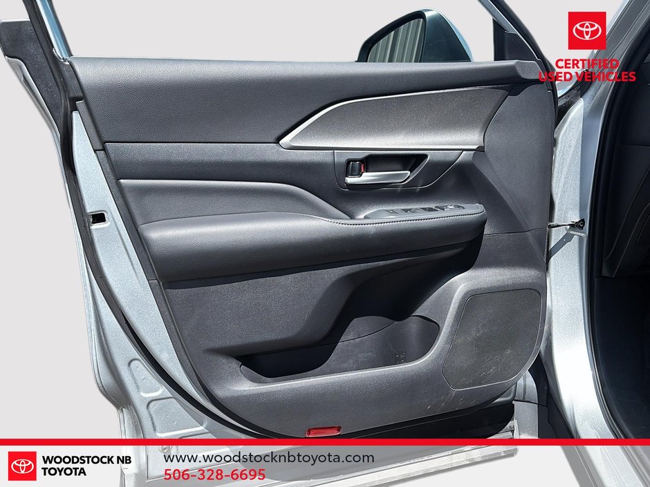 Toyota Grand Highlander XLE 2025-12
