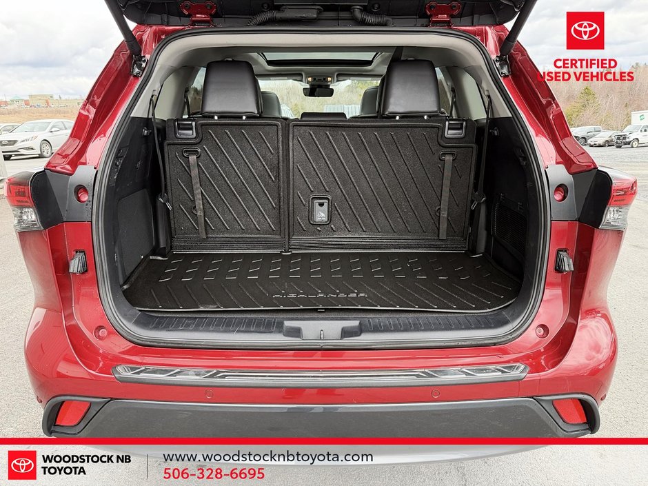 Toyota Highlander Hybrid LIMITED 2024-15